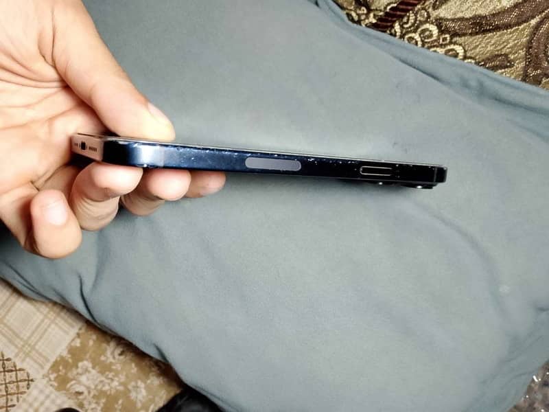 Apple iPhone 15 plus 1