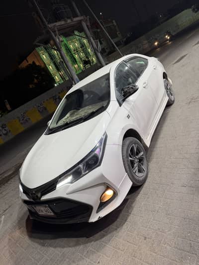 Toyota corolla gli auto 2017 full original 03/0/9/3/4/3/0/8-3/8