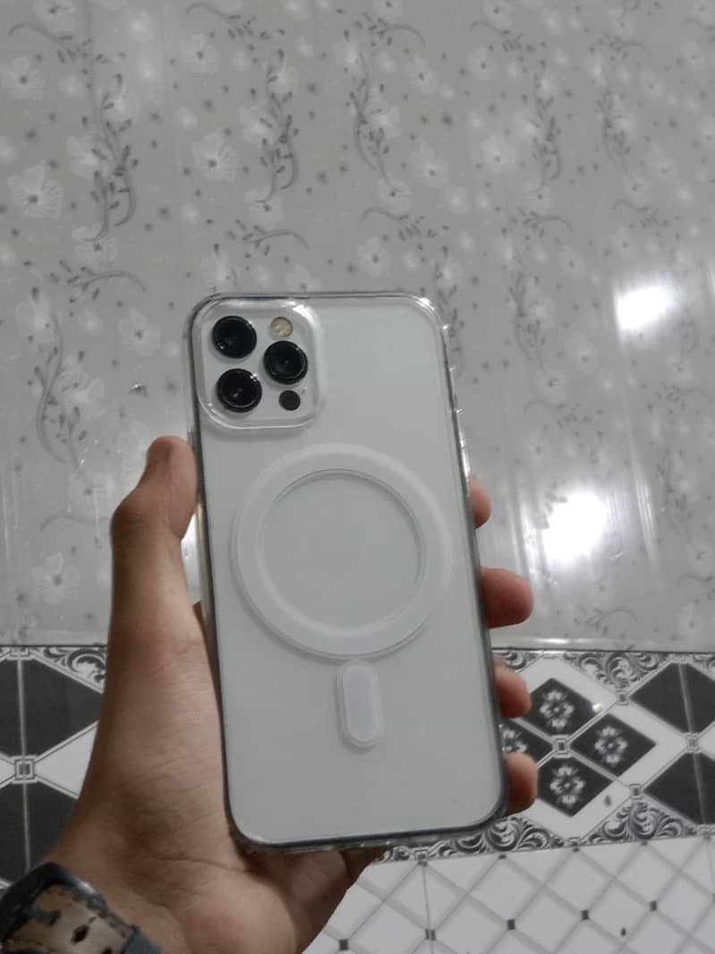 iPhone 12 Pro 0