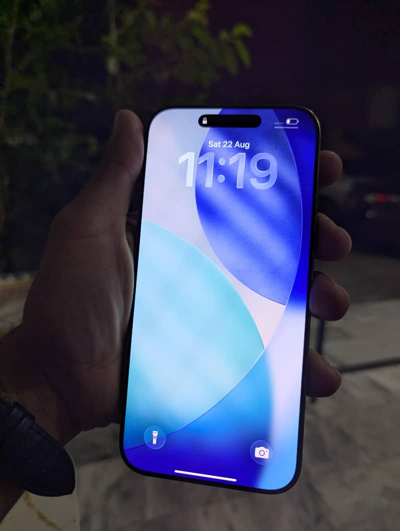 Iphone 16 pro max 5