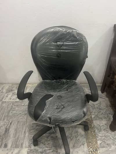 Brand new office chair