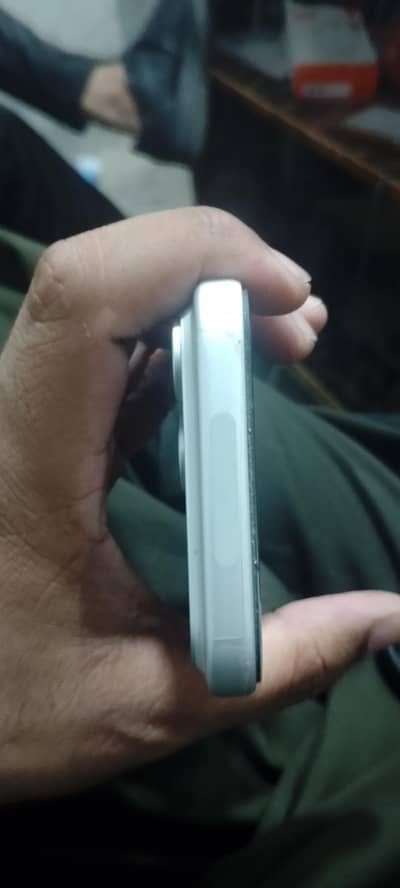 Apple iPhone 17 Pro Max 03305273422 what's up