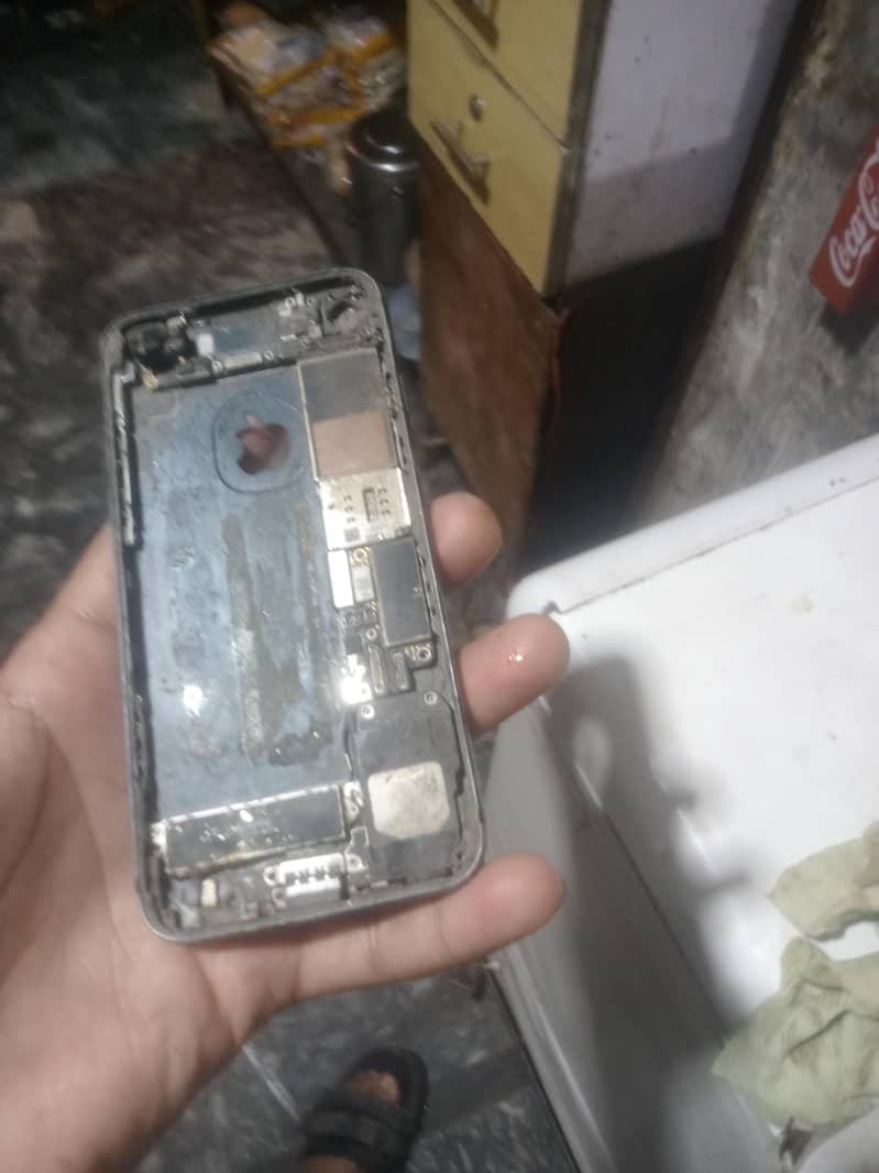 Apple iPhone 7 5
