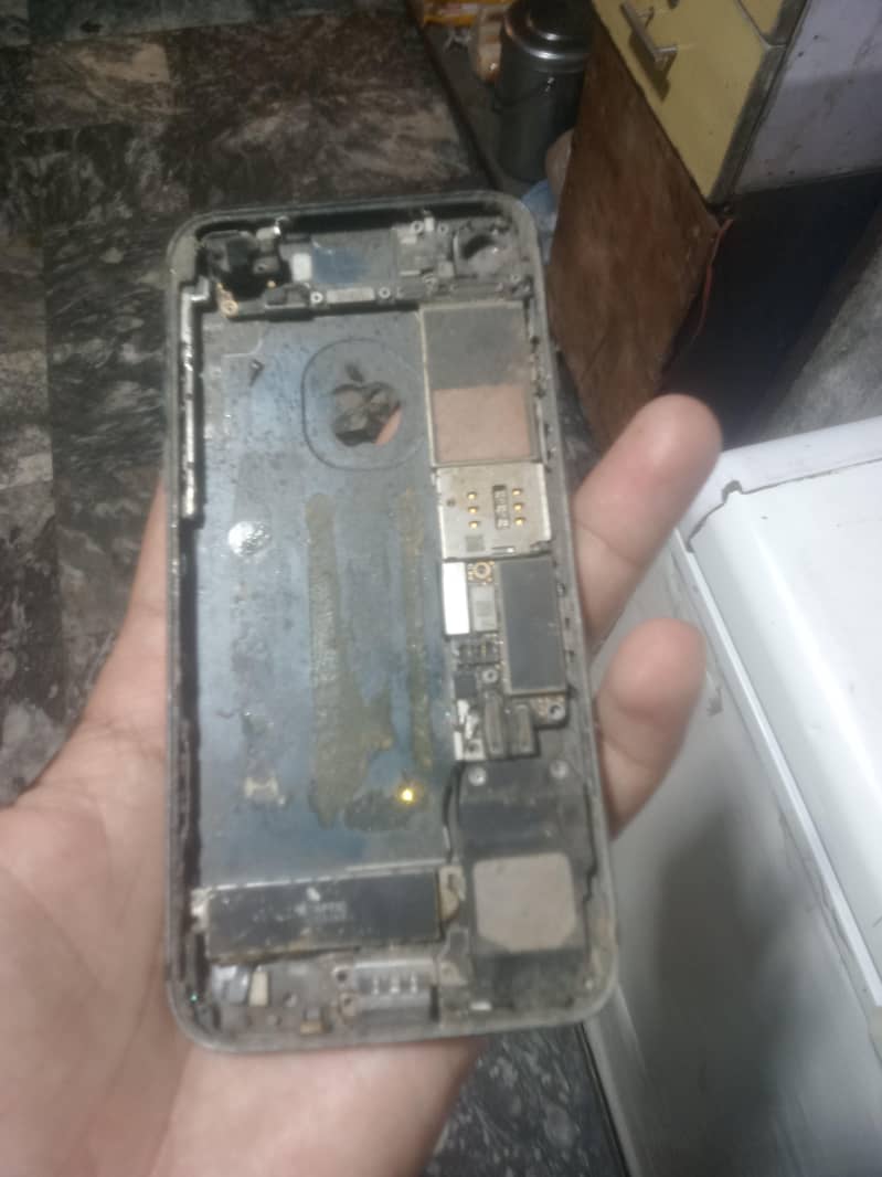 Apple iPhone 7 7