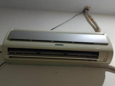 Samsung Split AC 1 Ton
