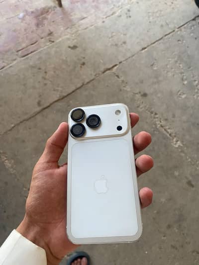 Apple iPhone XR Converted 17 pro