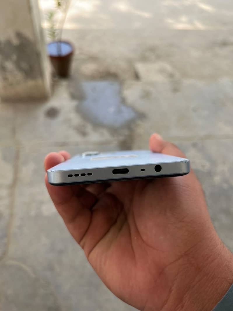 Realme Note 60 2