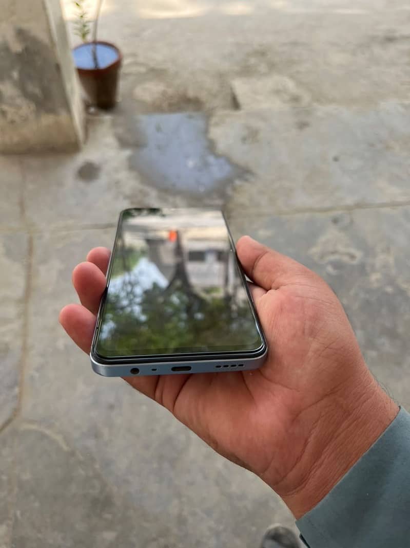 Realme Note 60 5