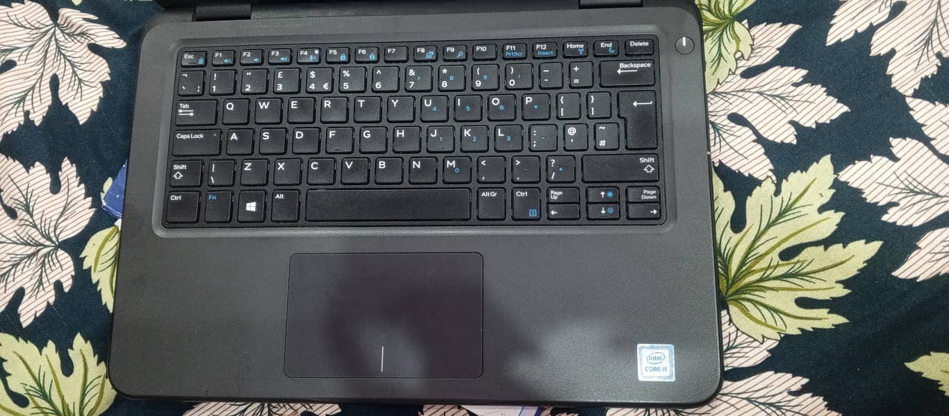 Dell touchscreen laptop 1
