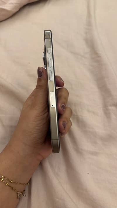 Apple iPhone 15 Pro
