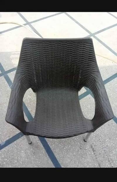 Plastic Chairs + Table