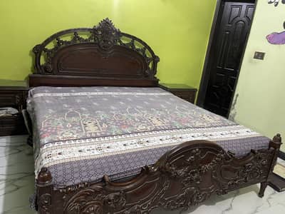 Chinioti Wooden Bed