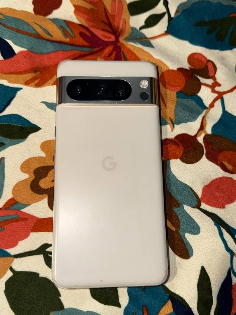 Google Pixel 8 Pro 1