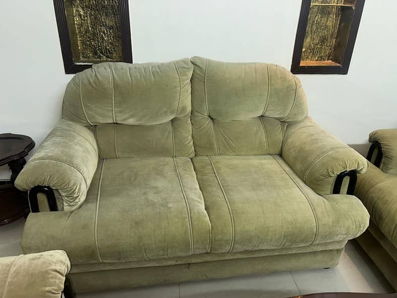 SOFA IMPORTED 4