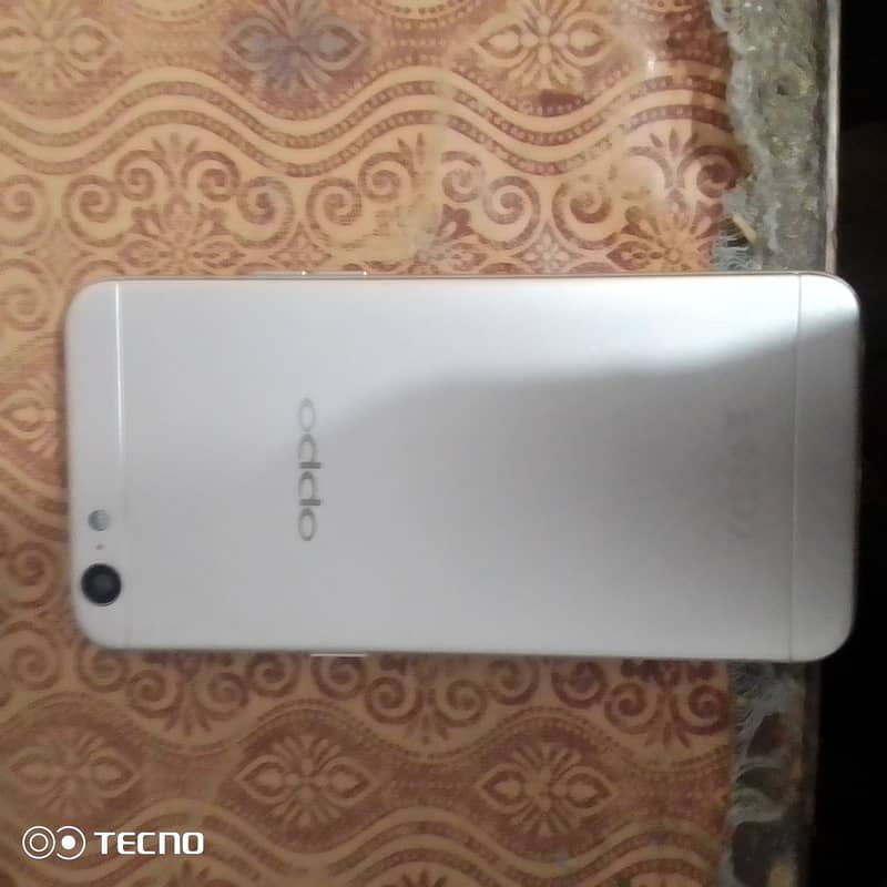 OPPO A57 4