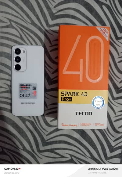 Tecno Spark 40 pro plus