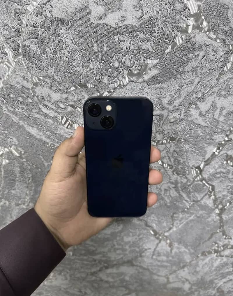 Apple iPhone 13 mdm 1