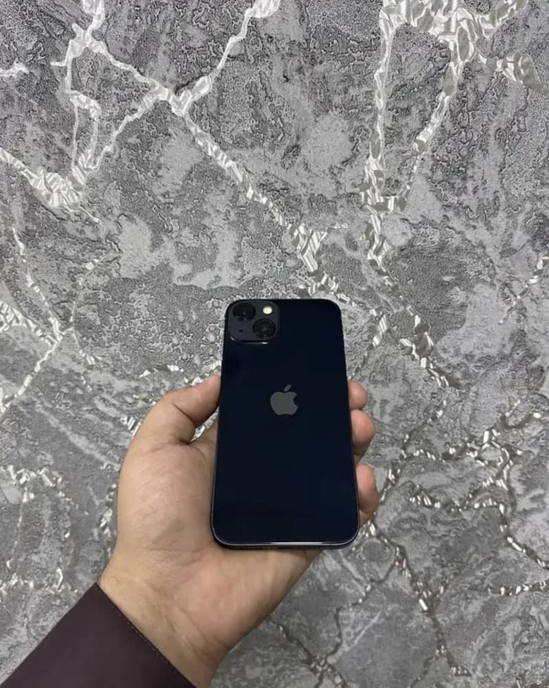 Apple iPhone 13 mdm 4