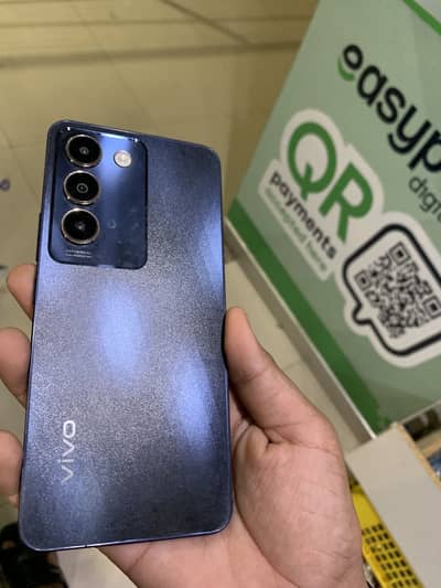Vivo Y100