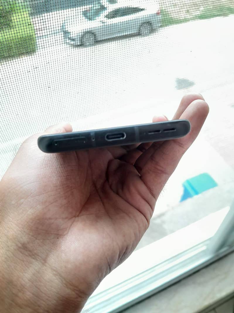 One Plus 9 Pro 4