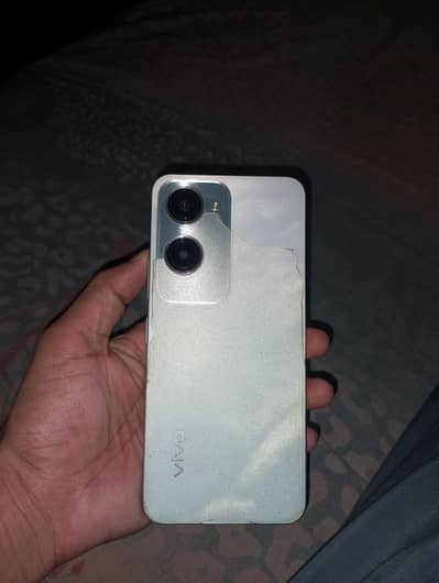 Vivo Y18