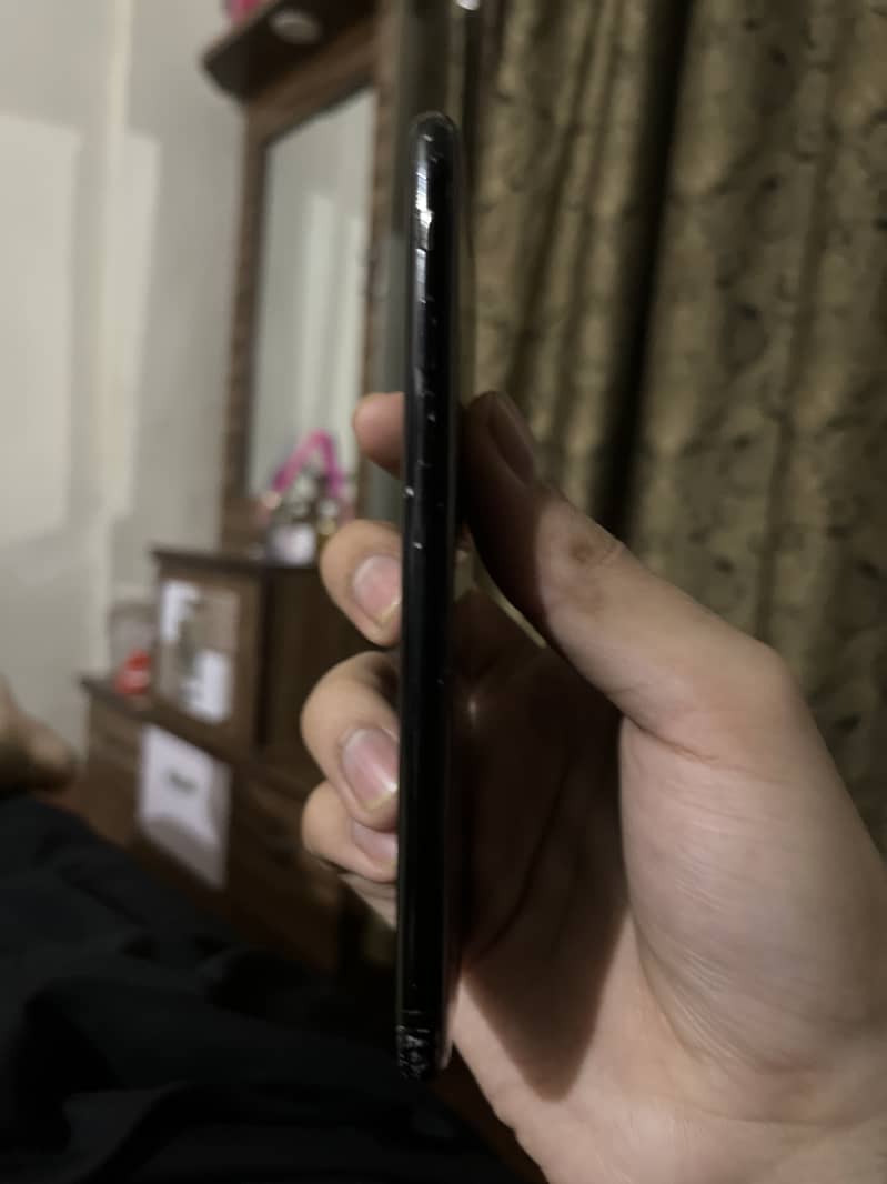 Apple iPhone 7 2