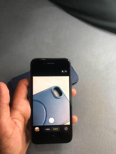 Apple iPhone SE 10by10 condition 85bh 64gb non pta mdm