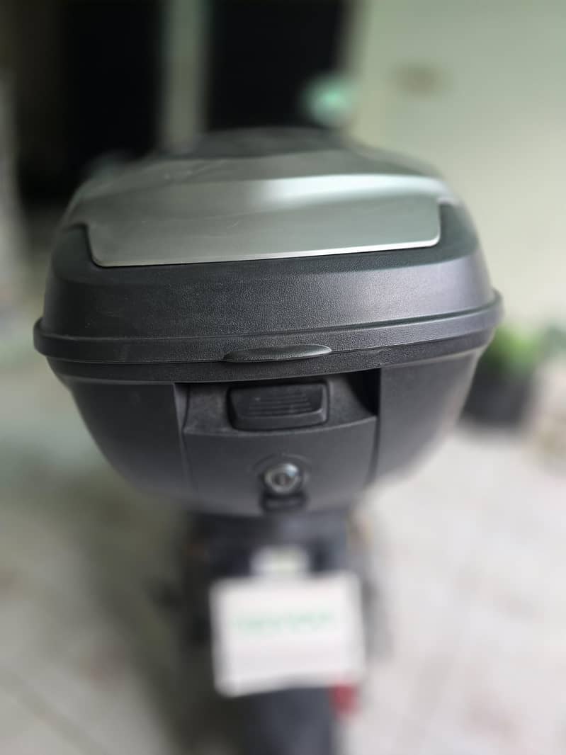 REVOO E52 5