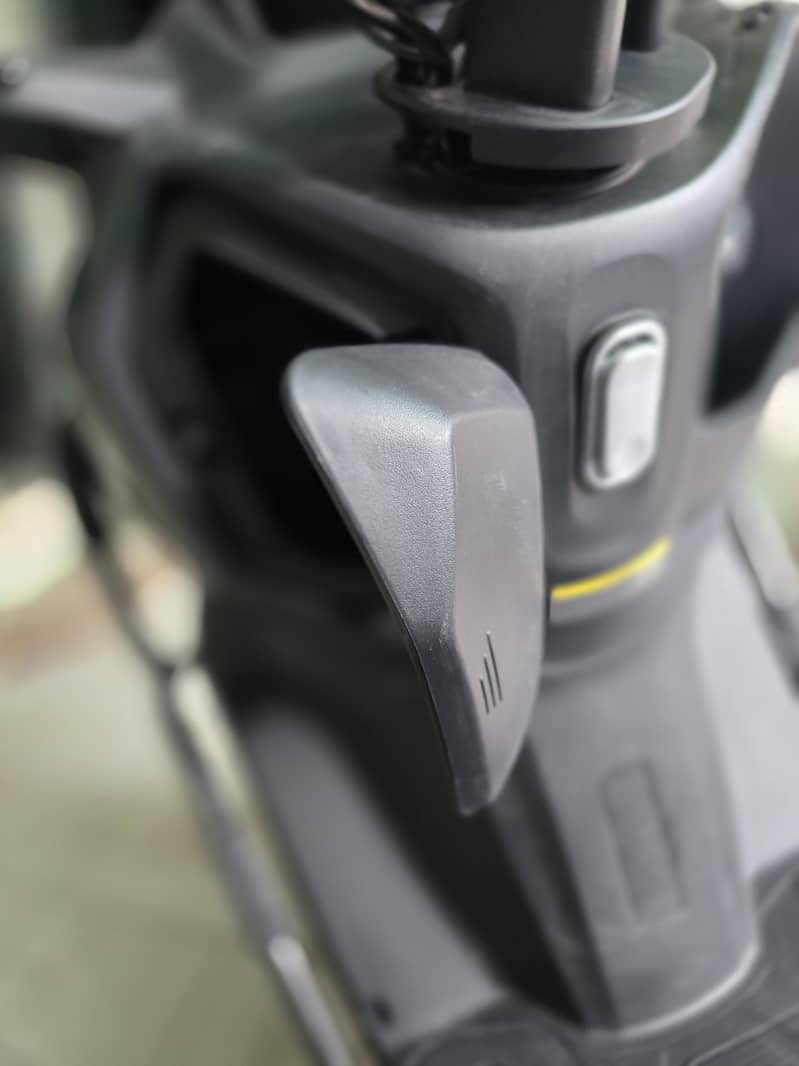 REVOO E52 6