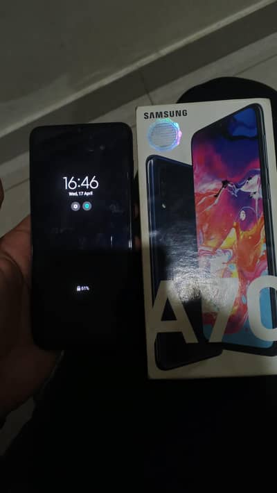 Samsung Mobile A70