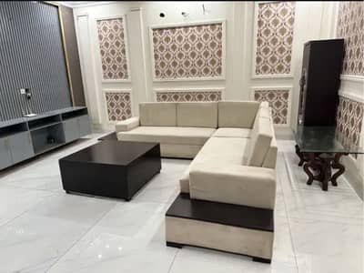 L SHAPE WHITE SOFA SET WITH FREE TABLE
