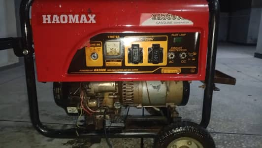 Generator for sale in very good condtn
