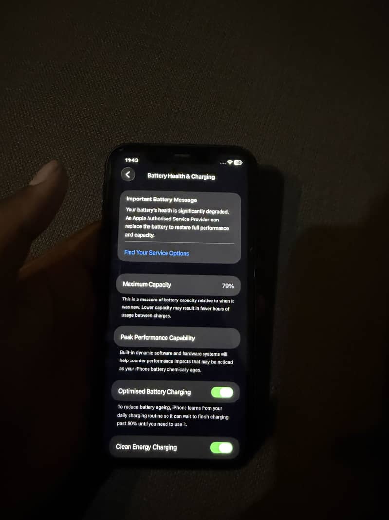 Apple iPhone 11 7