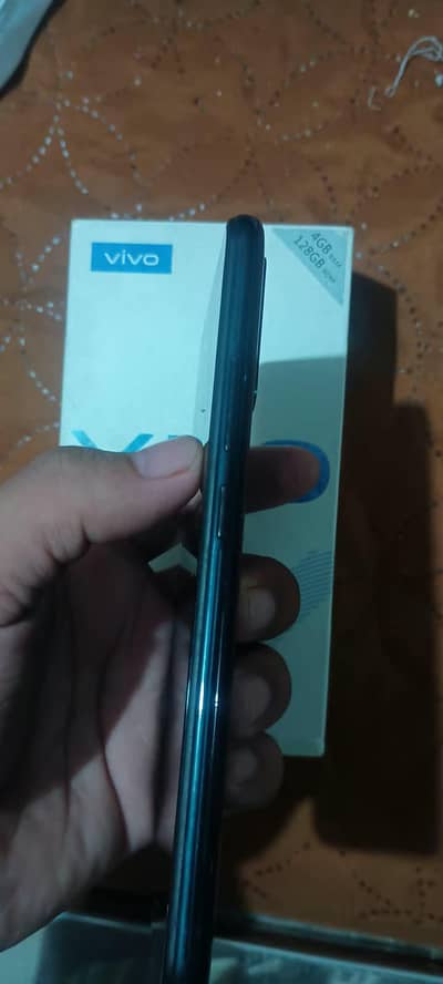 vivo y30 condition 10/9 bulkol ok ha 03099305428