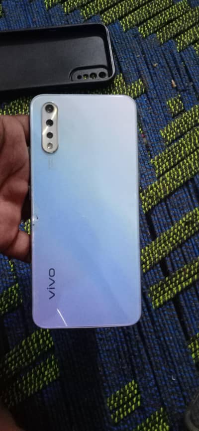 Vivo S1