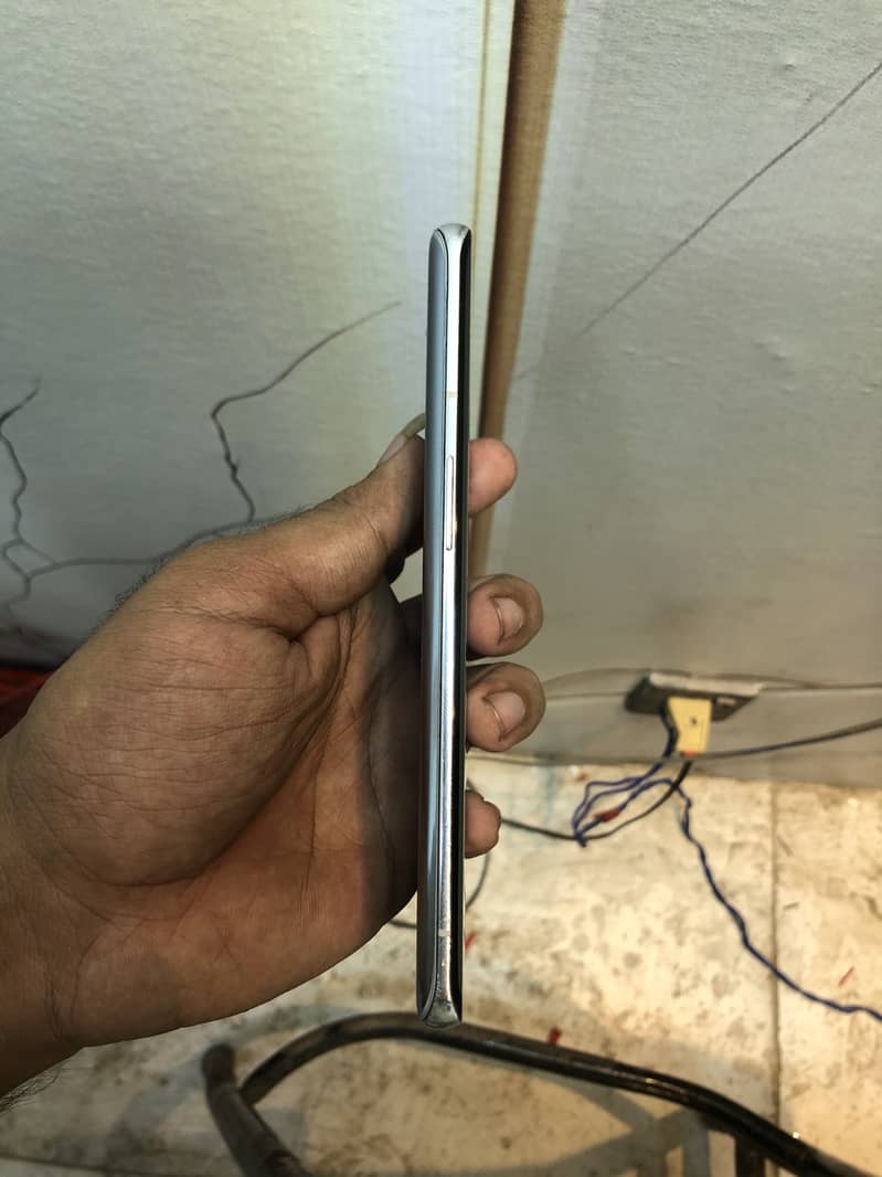 One Plus 9 Pro 1