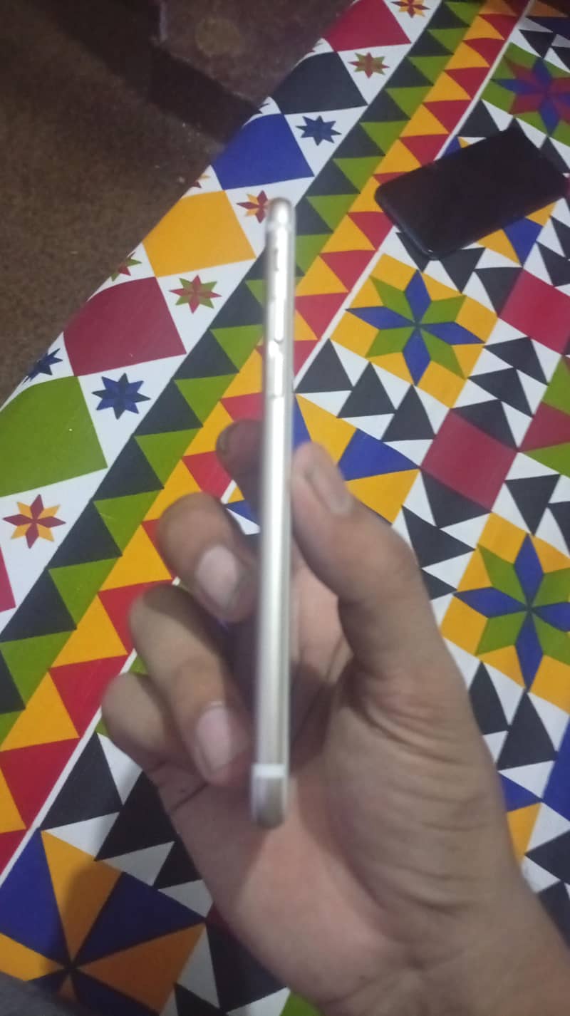 Apple iPhone 6 1
