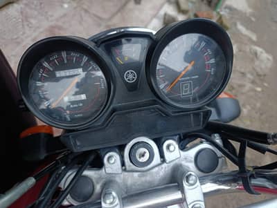 Yamaha YBR 125
