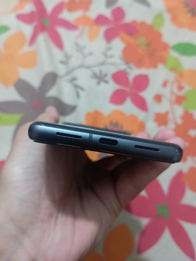 Google Pixel 7 6