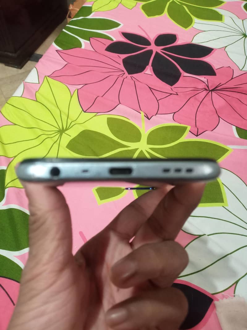 OPPO A54 1