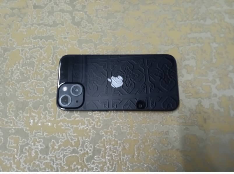 Apple iPhone 13 3