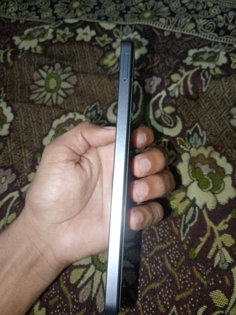 Realme Note 60 1