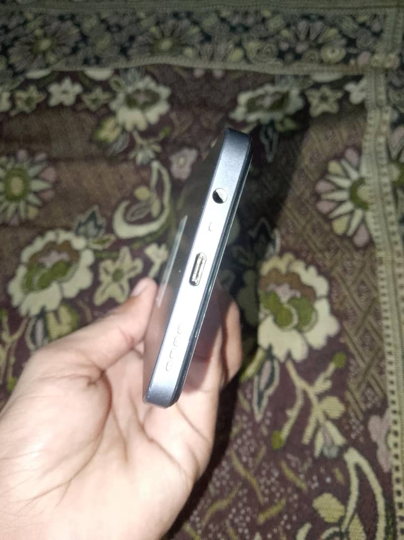 Realme Note 60 2