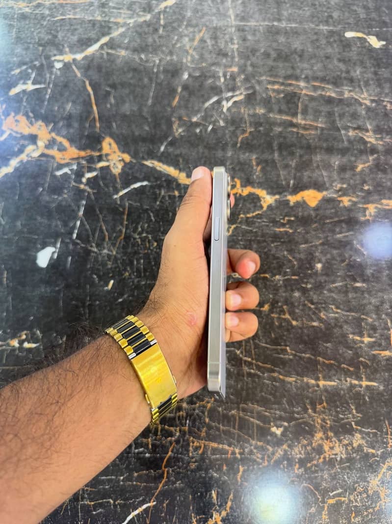 Iphone 15 pro 5