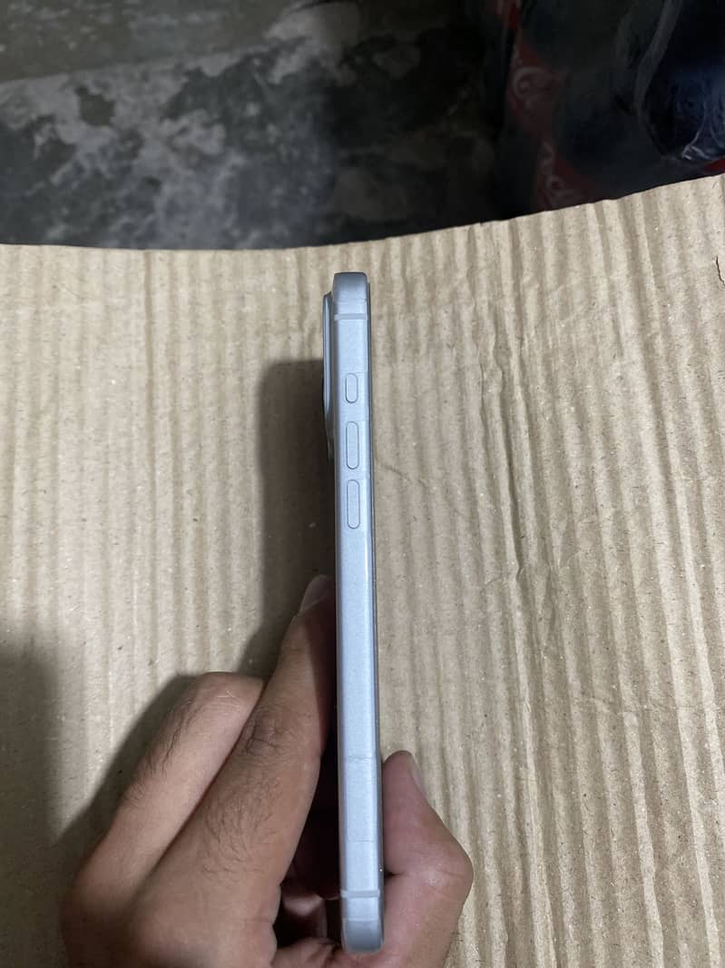 Apple iPhone 17 Pro Max 2