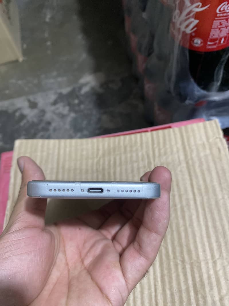 Apple iPhone 17 Pro Max 5