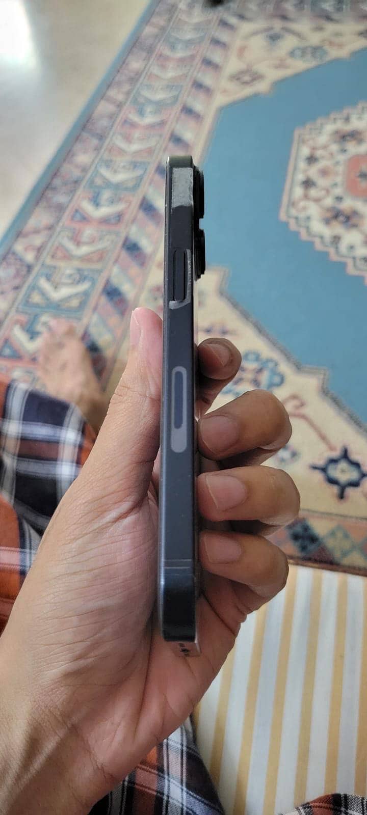 iPhone 14 JV 5