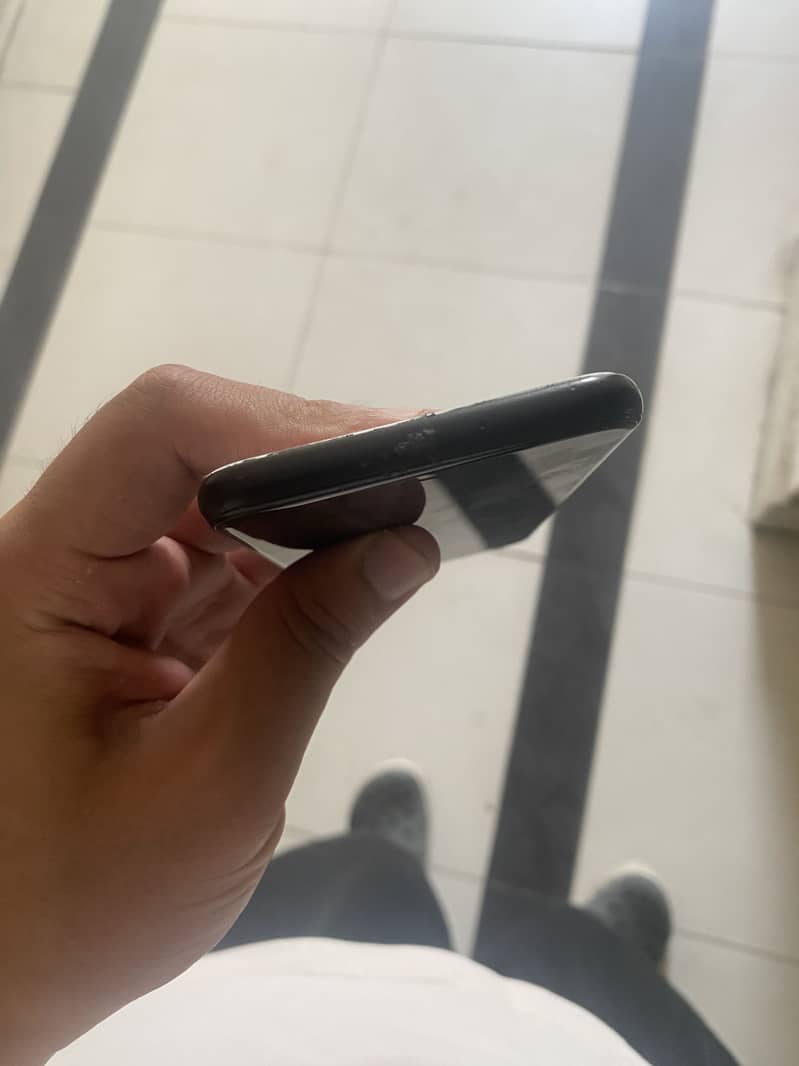 Google Pixel 4 3