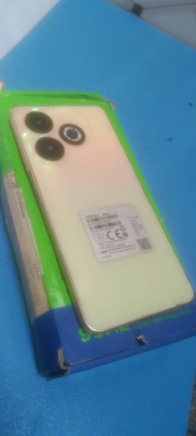 Infinix Smart 8 (4+4 64)