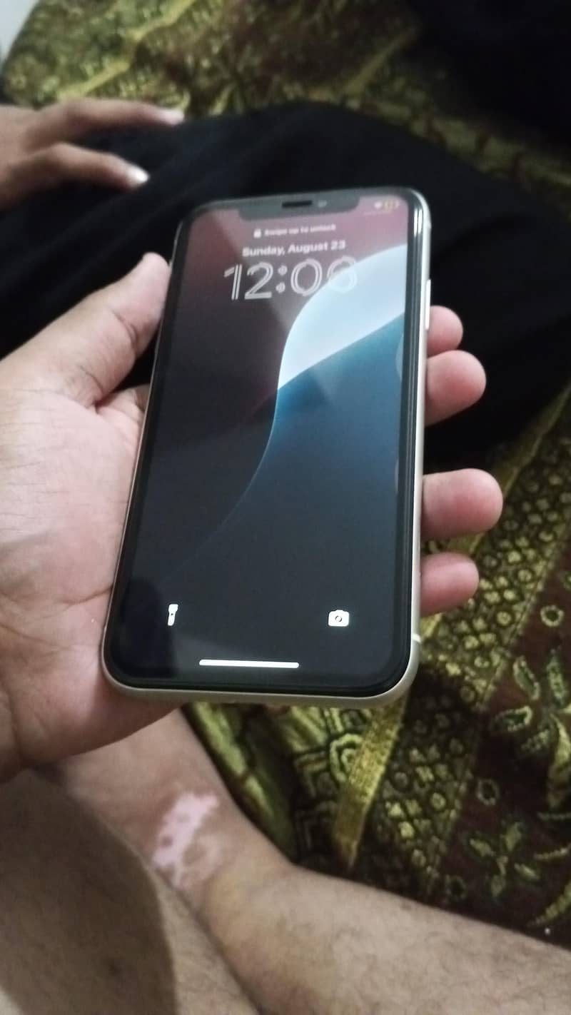 Apple iPhone 11 2